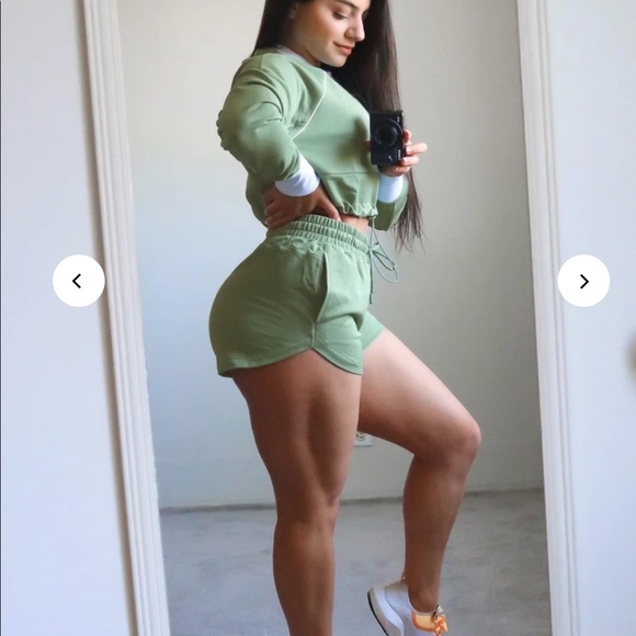 ‼️Sold‼️ Gymshark legacy shorts - Picture 3 of 4